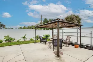 625 Folsom St S, Saint Petersburg, FL 33707 - Photo 7