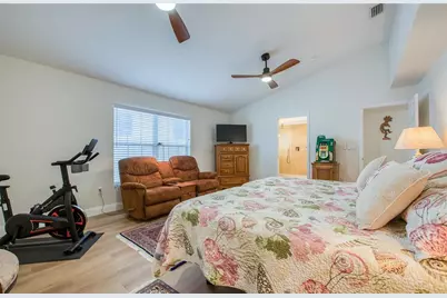 625 Folsom Street S, Gulfport, FL 33707 - Photo 31