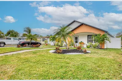 625 Folsom Street S, Gulfport, FL 33707 - Photo 11