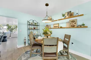 1015 Spindle Palm Way, Apollo Beach, FL 33572 - Photo 19