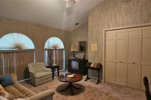 2714 Pine Club Dr, Plant City, FL 33566 - Photo 7