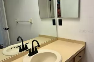 2462 Kingfisher Ln, Clearwater, FL 33762 - Photo 11