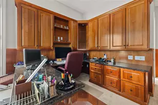 8402 Tallahassee Dr NE, Saint Petersburg, FL 33702 - Photo 33