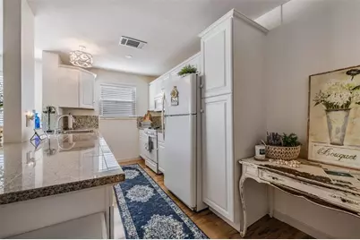 5521 80th Street N #205, Saint Petersburg, FL 33709 - Photo 15