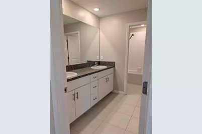 31649 Sun Kettle Loop, Wesley Chapel, FL 33545 - Photo 23