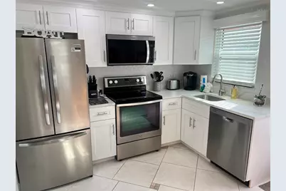 6154 Midnight Pass Road #B16, Sarasota, FL 34242 - Photo 3