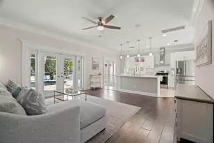 834 Addison Dr NE, Saint Petersburg, FL 33716 - Photo 17