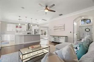 834 Addison Dr NE, Saint Petersburg, FL 33716 - Photo 19