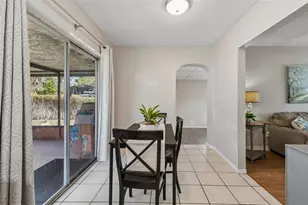 203 W Linebaugh Ave, Tampa, FL 33612 - Photo 13