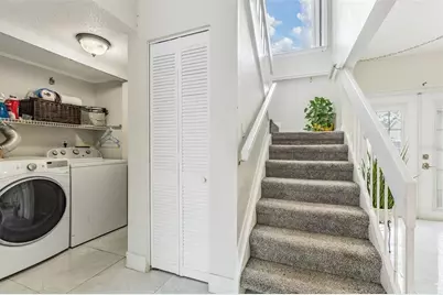 10520 Winrock Place, Tampa, FL 33624 - Photo 11