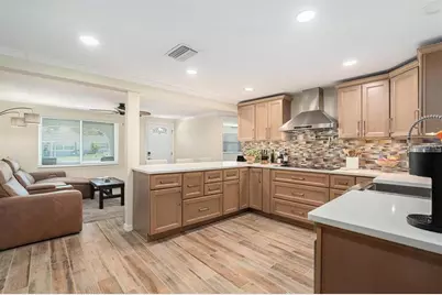 13401 Neptune Drive, Hudson, FL 34667 - Photo 9