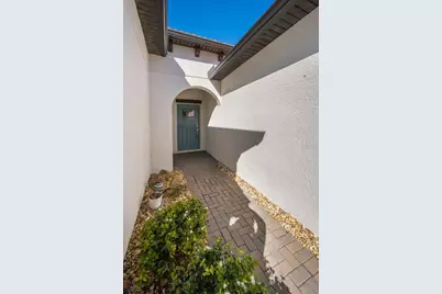 5314 Stoic Vale Drive, Wimauma, FL 33598 - Photo 11