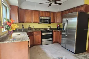2014 E View Dr, Sun City Center, FL 33573 - Photo 15