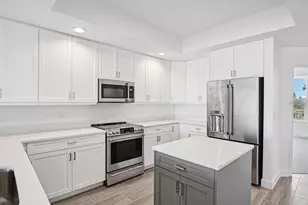 125 Island Way, Clearwater Beach, FL 33767 - Photo 7