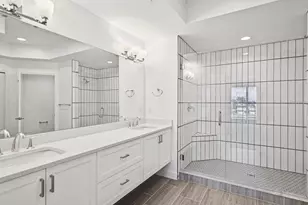 125 Island Way, Clearwater Beach, FL 33767 - Photo 21