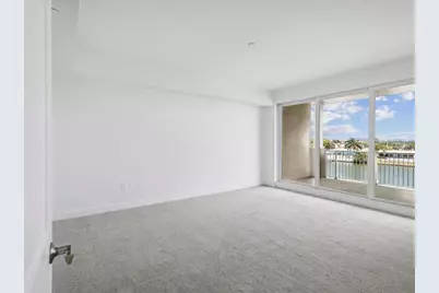 125 Island Way #304, Clearwater Beach, FL 33767 - Photo 17