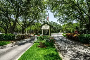 990 San Carlos Ct NE, Saint Petersburg, FL 33702 - Photo 61