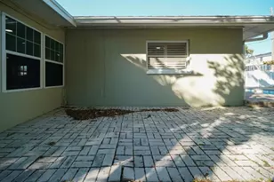 110 92nd Ave NE, Saint Petersburg, FL 33702 - Photo 81