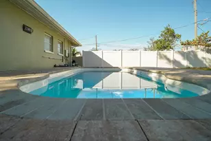 110 92nd Ave NE, Saint Petersburg, FL 33702 - Photo 71