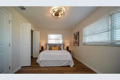 110 92nd Avenue NE, Saint Petersburg, FL 33702 - Photo 33