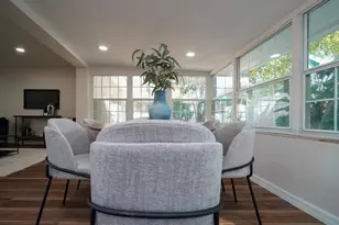 110 92nd Ave NE, Saint Petersburg, FL 33702 - Photo 17