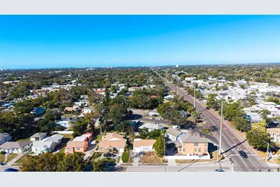 119 37th Street S, Saint Petersburg, FL 33711 - Photo 1
