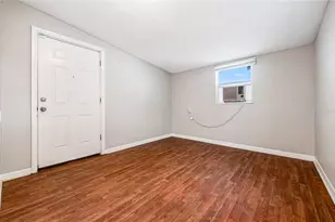 119 37th St S, Saint Petersburg, FL 33711 - Photo 13