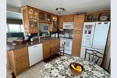 37 Pindo Palm Street W, Largo, FL 33770 - Photo 5