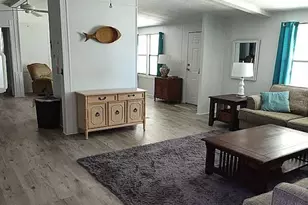 831 Riverview Ln, Tarpon Springs, FL 34689 - Photo 25