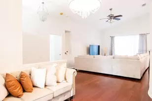 1282 Paradise Lake Dr, Tarpon Springs, FL 34689 - Photo 3