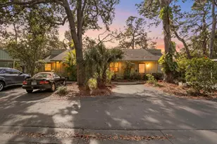 5014 Barrington Cir, Sarasota, FL 34234 - Photo 1