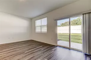 11925 Sylvia St, Dade City, FL 33525 - Photo 7