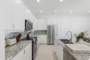 1325 Snell Isle Blvd NE, Saint Petersburg, FL 33704 - Photo 19