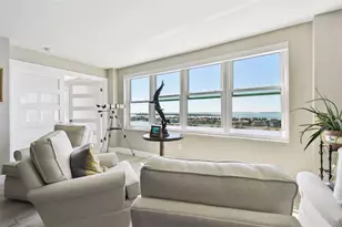 5200 Brittany Dr S, Saint Petersburg, FL 33715 - Photo 13