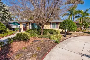 2816 Applewood Dr, Clearwater, FL 33759 - Photo 1