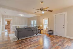 1175 Cr 463B, Lake Panasoffkee, FL 33538 - Photo 7