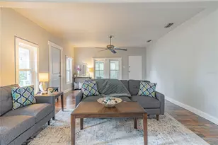 1175 Cr 463B, Lake Panasoffkee, FL 33538 - Photo 5