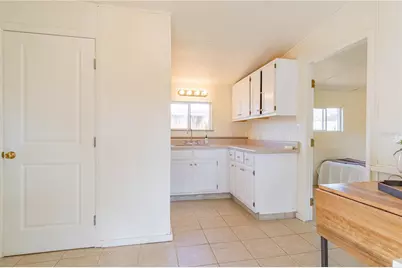 1175 Cr 463B, Lake Panasoffkee, FL 33538 - Photo 29