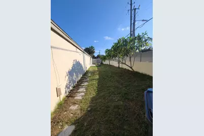 13701 Lazy Oak Drive, Tampa, FL 33613 - Photo 23