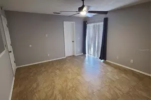 13701 Lazy Oak Dr, Tampa, FL 33613 - Photo 9