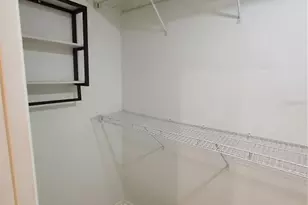 13701 Lazy Oak Dr, Tampa, FL 33613 - Photo 11