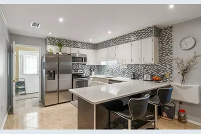 2013 Marilyn Avenue, Winter Haven, FL 33881 - Photo 9