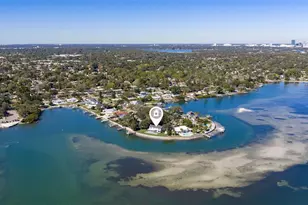 218 Colony Point Rd S, Saint Petersburg, FL 33705 - Photo 61