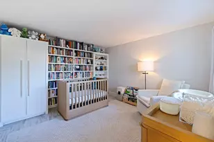 218 Colony Point Rd S, Saint Petersburg, FL 33705 - Photo 33