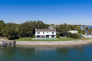 218 Colony Point Rd S, Saint Petersburg, FL 33705 - Photo 59