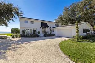 218 Colony Point Rd S, Saint Petersburg, FL 33705 - Photo 19