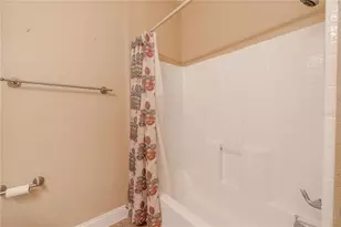 2749 Via Cipriani, Clearwater, FL 33764 - Photo 19