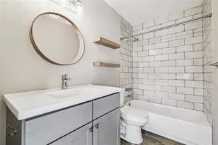 13691 Orange Sunset Dr, Tampa, FL 33618 - Photo 9