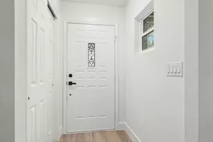 8082 Pagoda Dr, Spring Hill, FL 34606 - Photo 3