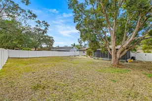 8082 Pagoda Dr, Spring Hill, FL 34606 - Photo 27